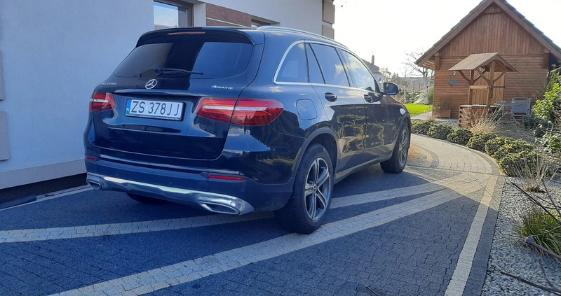 Mercedes-Benz GLC cena 151900 przebieg: 61800, rok produkcji 2018 z Szczecin małe 92